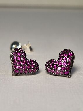 NIB 925 Pavé Sapphire Puffy Heart Black Rhodium Stud Earrings